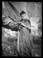 Кадр из фильма «Каменный цветок», (1946). На фото:
