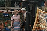 Кадр из фильма «Любовь и голуби», (1984). На фото: