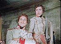 Кадр из фильма «Гусарская баллада», (1962). На фот
