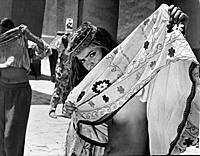 Кадр из фильма «Белое солнце пустыни», (1970).