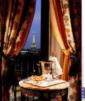 Интерьеры и ресторан отеля Le Meurice в Париже