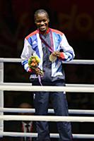 Никола Адамс - первая олимпийская чемпионка в женском боксе