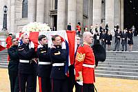 Великобритания простилась с Железной леди