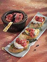Багет с мягким сыром и чатни из ревеня. Подборка ф
