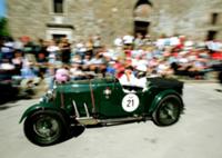Легендарная Mille Miglia - гонка '1000 миль'. На т
