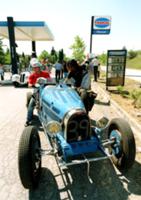Легендарная Mille Miglia - гонка '1000 миль'. На з