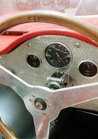 Легендарная Mille Miglia - гонка '1000 миль'. Руль