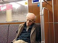 Фоторепортаж о пассажирах немецкого метро, Берлин,