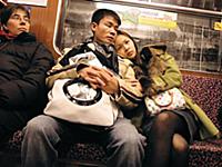 Фоторепортаж о пассажирах немецкого метро, Берлин,