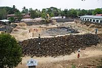 Myanmar / Mrauk U / 2014 / A community is digging 