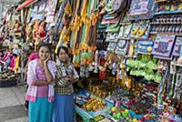 MYANMAR / Mon State / 2015 / Numerous souvenir sta
