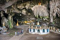 MYANMAR / Kayin State / Hpa-an / Saddar Cave house