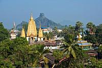 MYANMAR / Kayin State / Hpa-an / Townscape with Ye