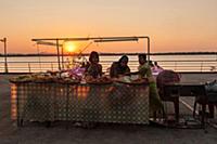 MYANMAR / Mon State / Mawlamyaing / The Harbour Ni