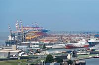 GERMANY / Bremerhaven / 2015 / View over the Kaise