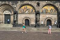 GERMANY / Bremen / 2015 / Entrance of the St. Pete