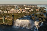 CANADA / Ontario / Niagara Falls / 2010/11 / View 