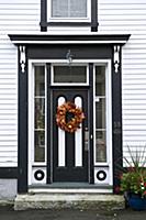 CANADA / Nova Scotia / 2010/11 / Lunenburg / Door 