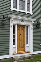 CANADA / Nova Scotia / 2010/11 / Lunenburg / Door 