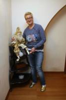 Российская писательница Татьяна Устинова позирируе