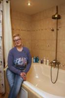 Российская писательница Татьяна Устинова позирируе