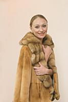 Анна Дарк