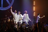 Концерт группы Klaxons. Известия Hall, Москва, Рос