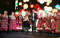Дмитрий Нестеров и фольклорная группа «Бурановские