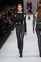Показ Guy Laroche осень/зима 2015-2016. Неделя мод