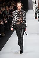Показ Guy Laroche осень/зима 2015-2016. Неделя мод