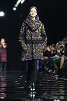 Показ Issey Miyake осень/зима 2015-2016. Неделя мо