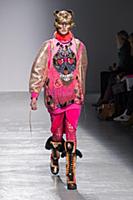 Показ Manish Arora осень/зима 2015. Неделя моды в 