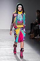 Показ Manish Arora осень/зима 2015. Неделя моды в 