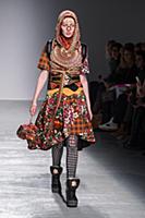 Показ Manish Arora осень/зима 2015. Неделя моды в 