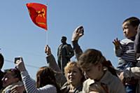 Площадь Маяковского Зрители наблюдают полет самоле