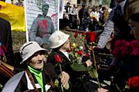 Ветераны в сквере у Большого театра. Москва, Росси