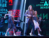 На съёмочной площадке во время прямого эфира проек