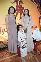Алена Хмельницкая с дочерьми. Звездный дуэт-2015 в