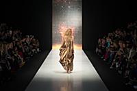 Показ коллекции Юлии Далакян. Mercedes-Benz Fashio