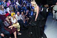 Показ коллекции Юлии Далакян. Mercedes-Benz Fashio
