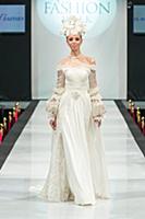 Показ Вячеслава Зайцева. Estet Fashion Week. Росси