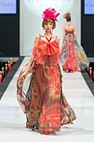 Показ Вячеслава Зайцева. Estet Fashion Week. Росси