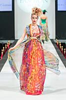 Показ Вячеслава Зайцева. Estet Fashion Week. Росси