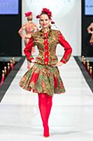 Показ Вячеслава Зайцева. Estet Fashion Week. Росси