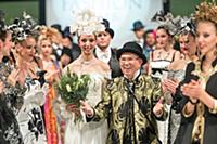 Показ Вячеслава Зайцева. Estet Fashion Week. Росси