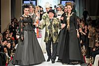 Показ Вячеслава Зайцева. Estet Fashion Week. Росси