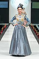 Показ Вячеслава Зайцева. Estet Fashion Week. Росси