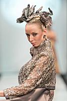 Показ Вячеслава Зайцева. Estet Fashion Week. Росси