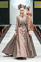 Показ Вячеслава Зайцева. Estet Fashion Week. Росси