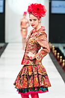 Показ Вячеслава Зайцева. Estet Fashion Week. Росси